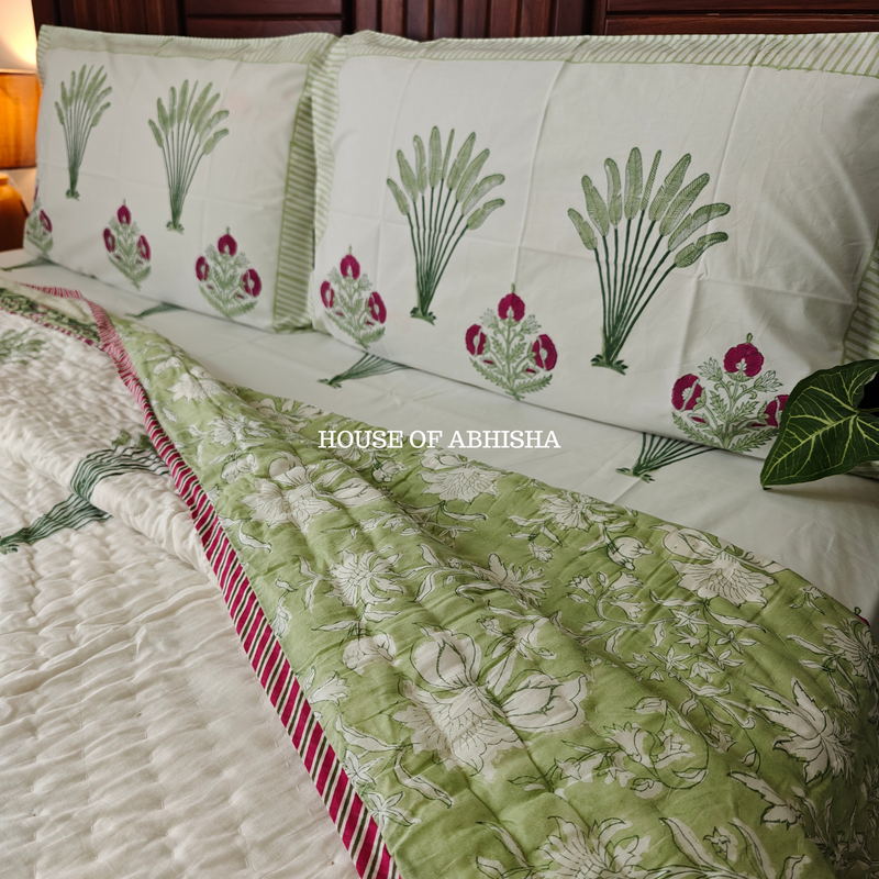 Riwaayat Handblock Bedsheet + Quilt Combo Set