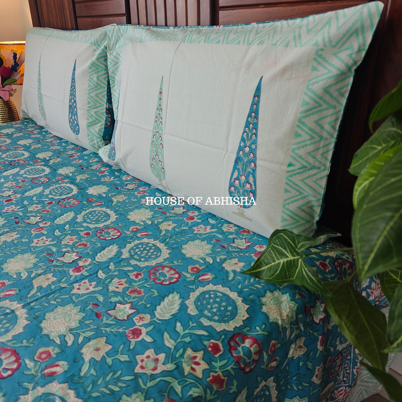 Mehfil Hand Block Premium Bedsheet Set