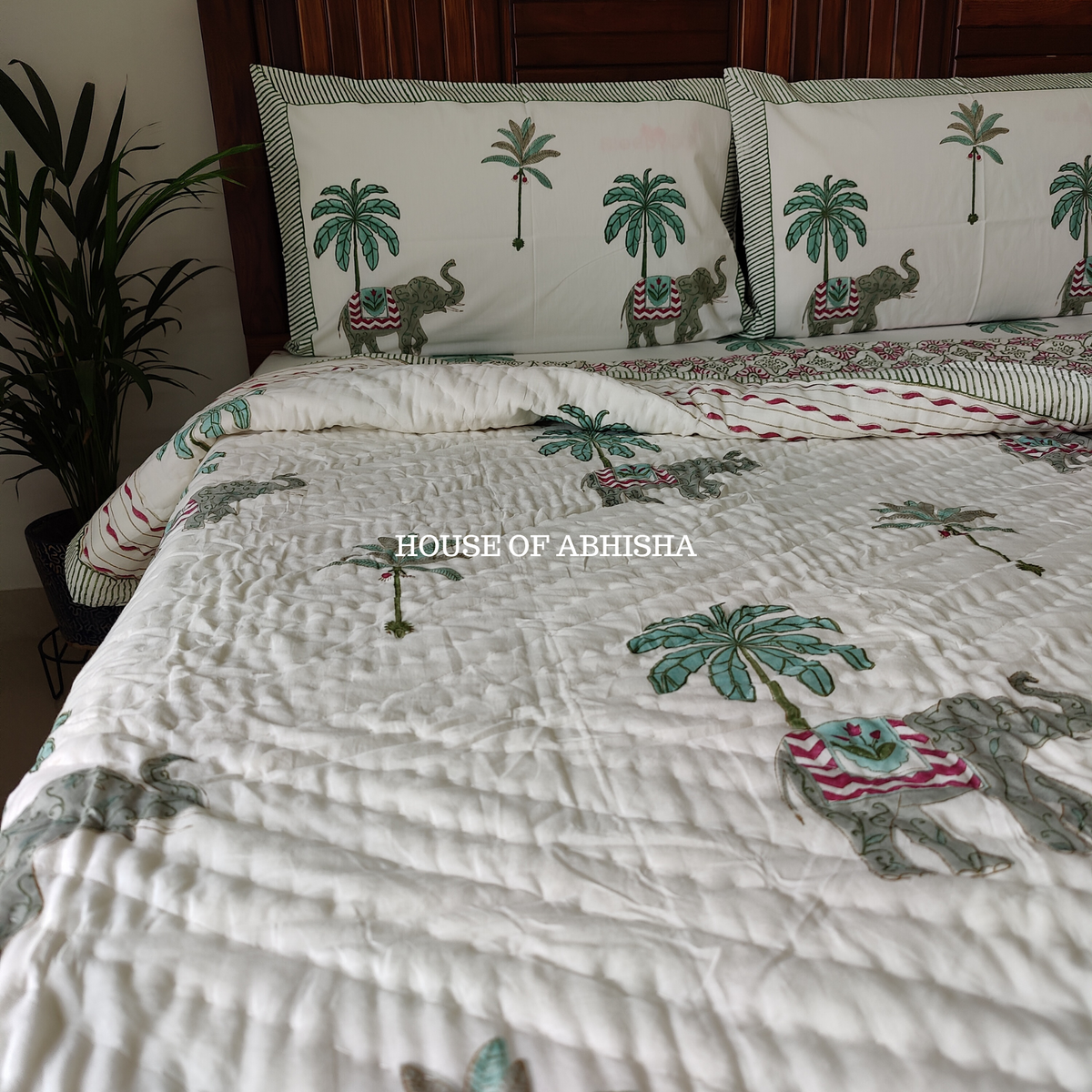 Palm Court Handblock Bedsheet + Quilt Combo Set