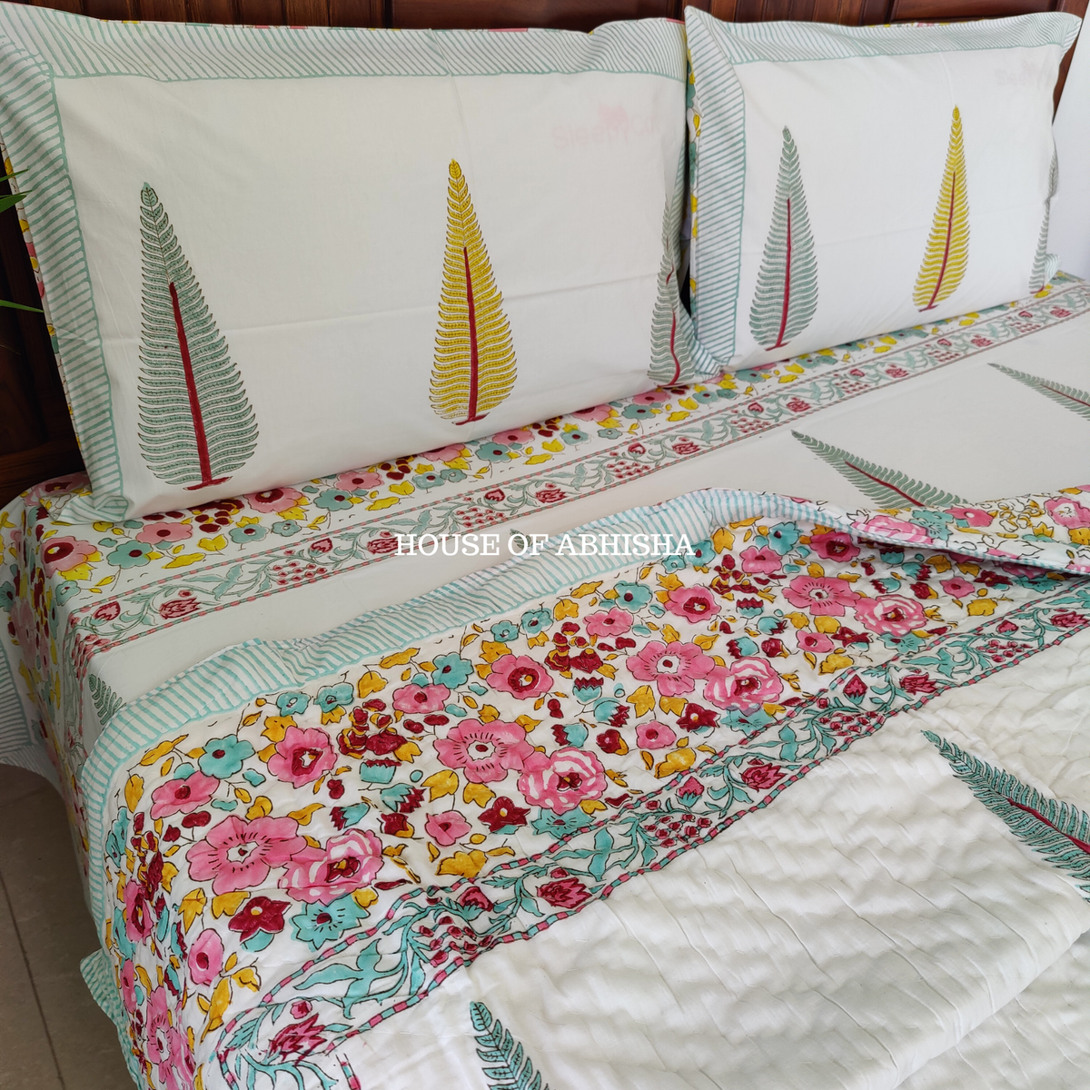 Bageecha Handblock Bedsheet + Quilt Combo Set