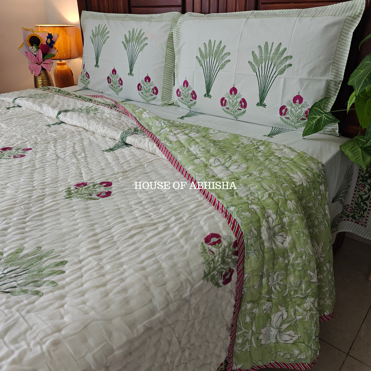 Riwaayat Handblock Bedsheet + Quilt Combo Set