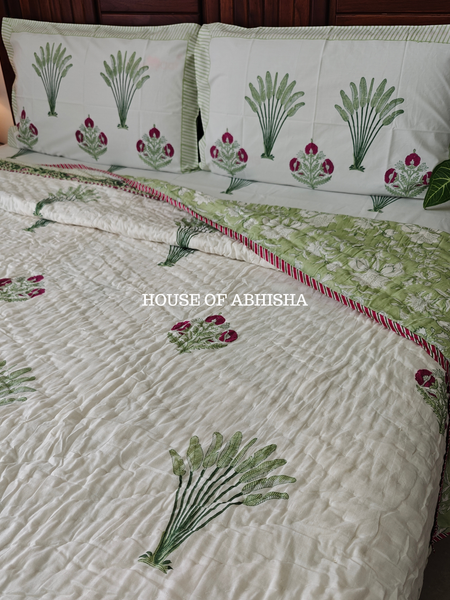 Riwaayat Handblock Bedsheet + Quilt Combo Set