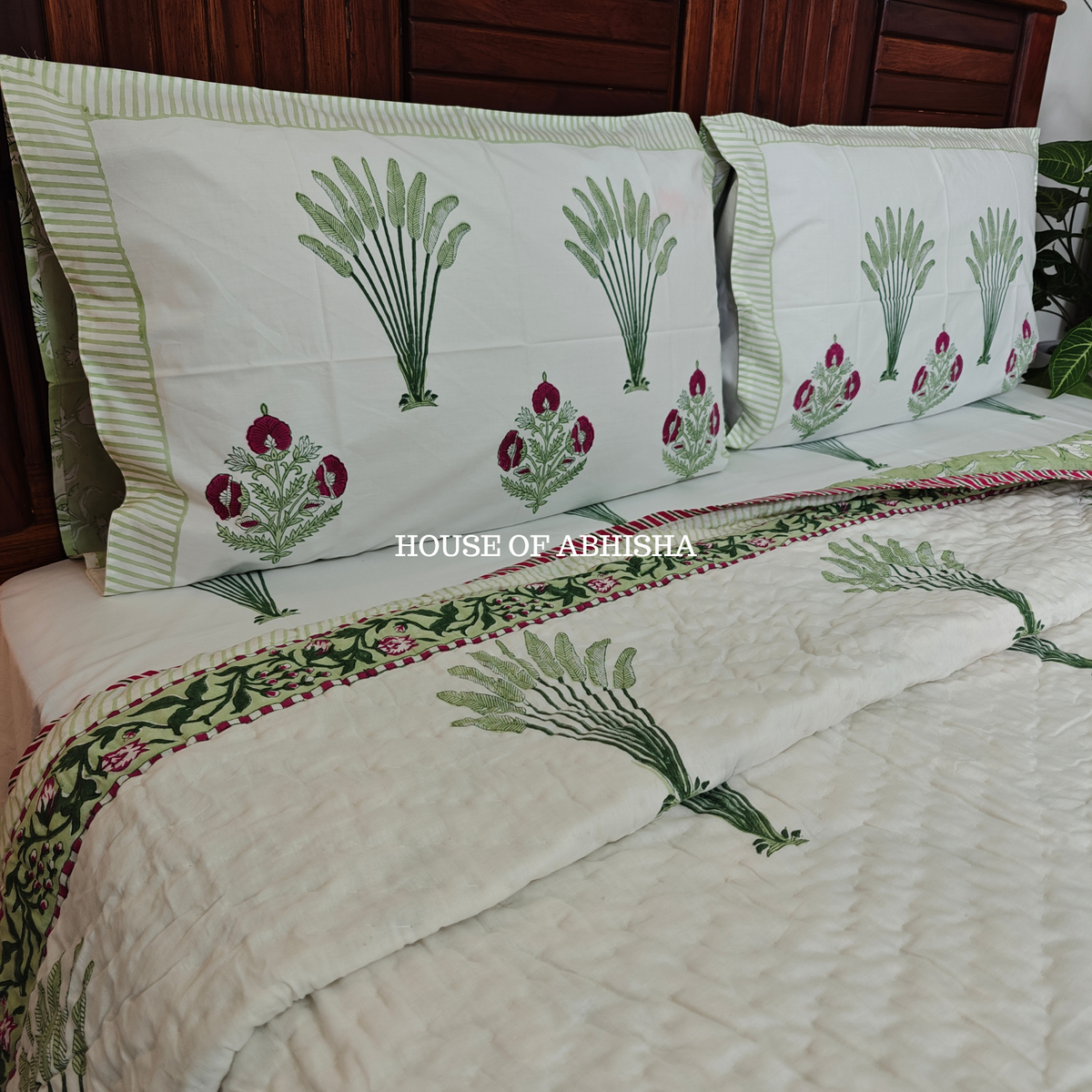 Riwaayat Handblock Bedsheet + Quilt Combo Set