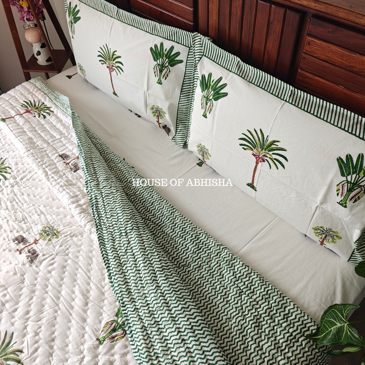Vanika Handblock Bedsheet + Quilt Combo Set