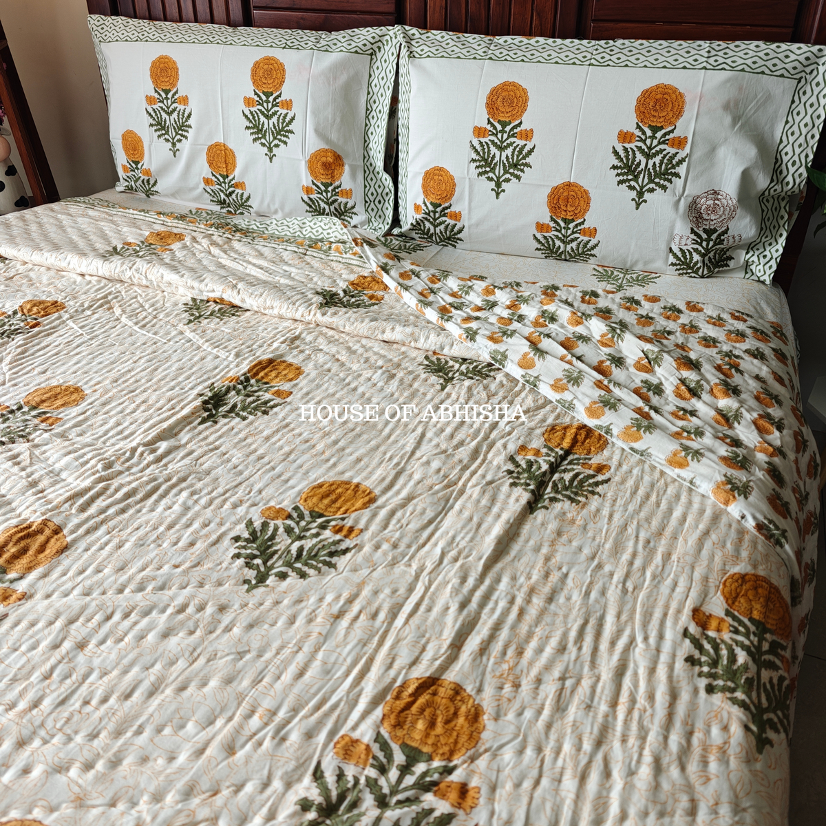 Genda Phool Handblock Bedsheet + Quilt Combo Set