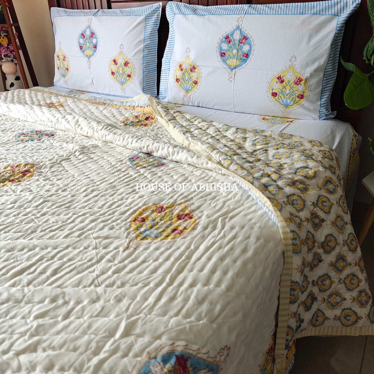 Madhavi Handblock Bedsheet + Quilt Combo Set