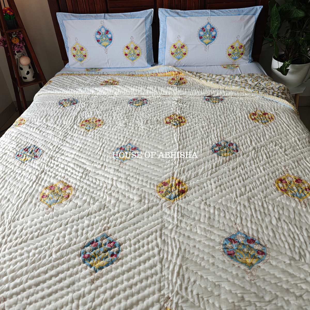 Madhavi Handblock Bedsheet + Quilt Combo Set