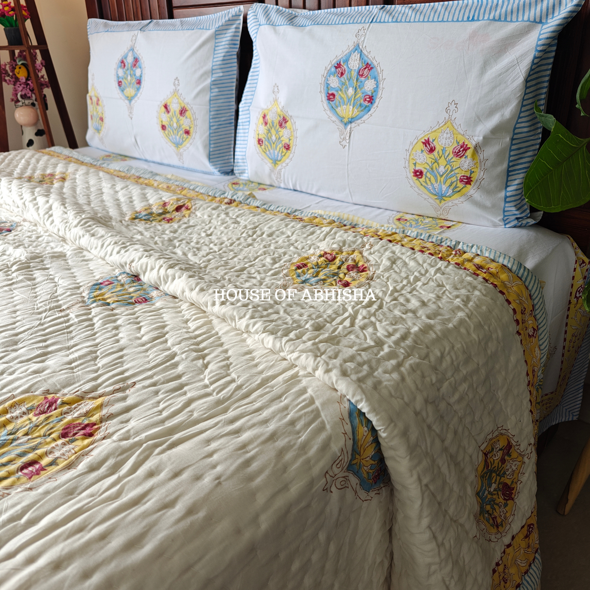 Madhavi Handblock Bedsheet + Quilt Combo Set