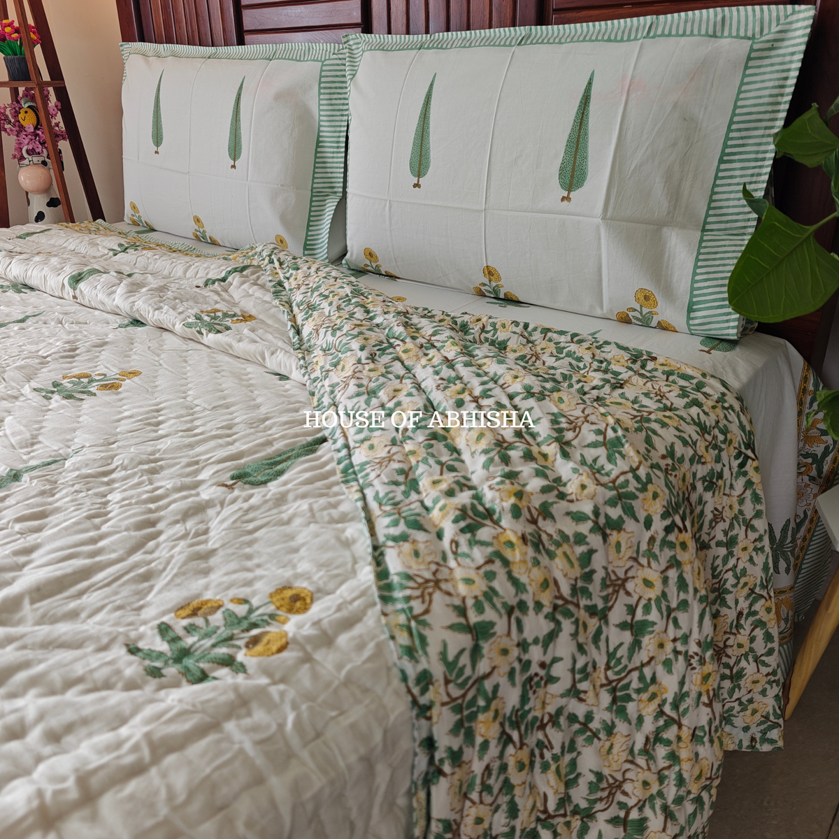 Parijat Handblock Bedsheet + Quilt Combo Set