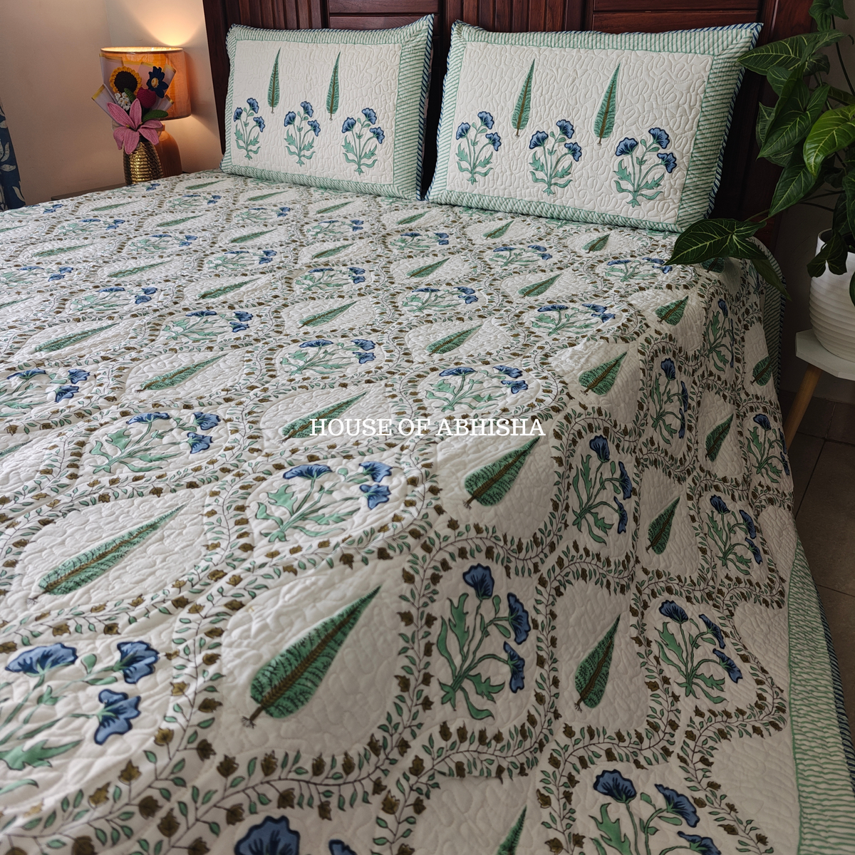 Nazm Quilted Cotton Reversible Bedcover