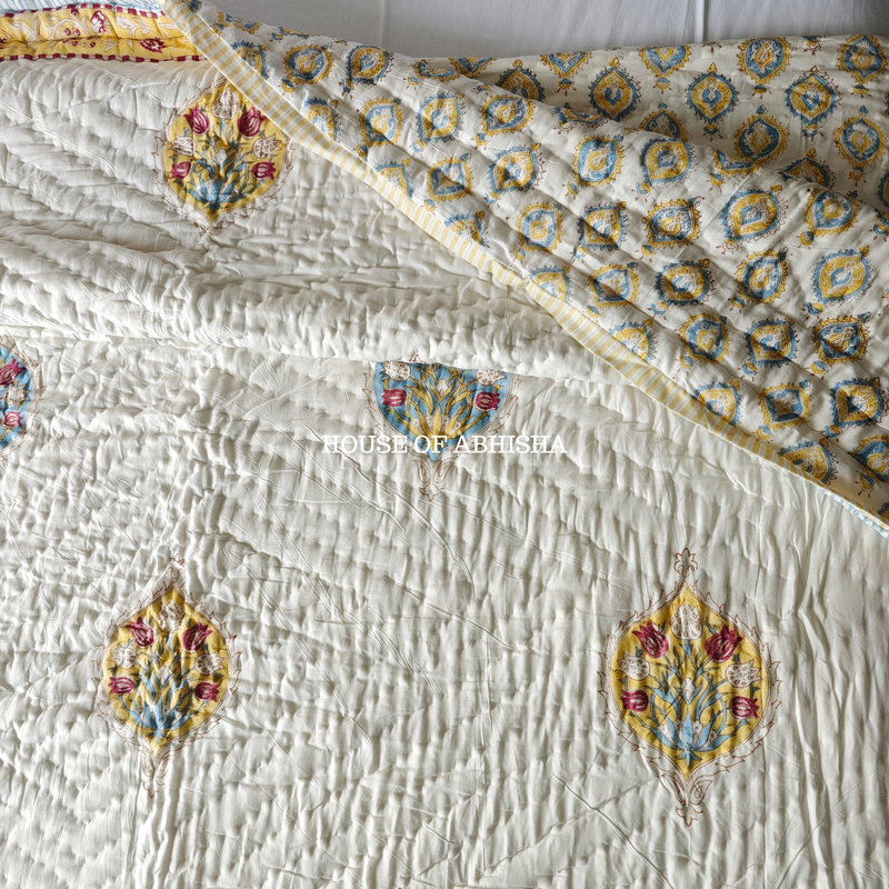 Madhavi Reversible Organic Mulmul Cotton Quilt