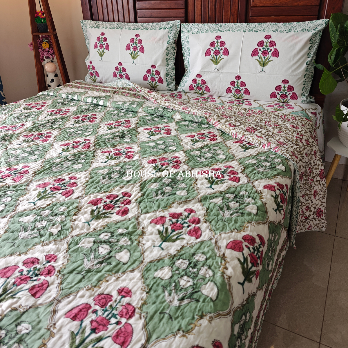 The Bagh Reversible Organic Mulmul Cotton Quilt