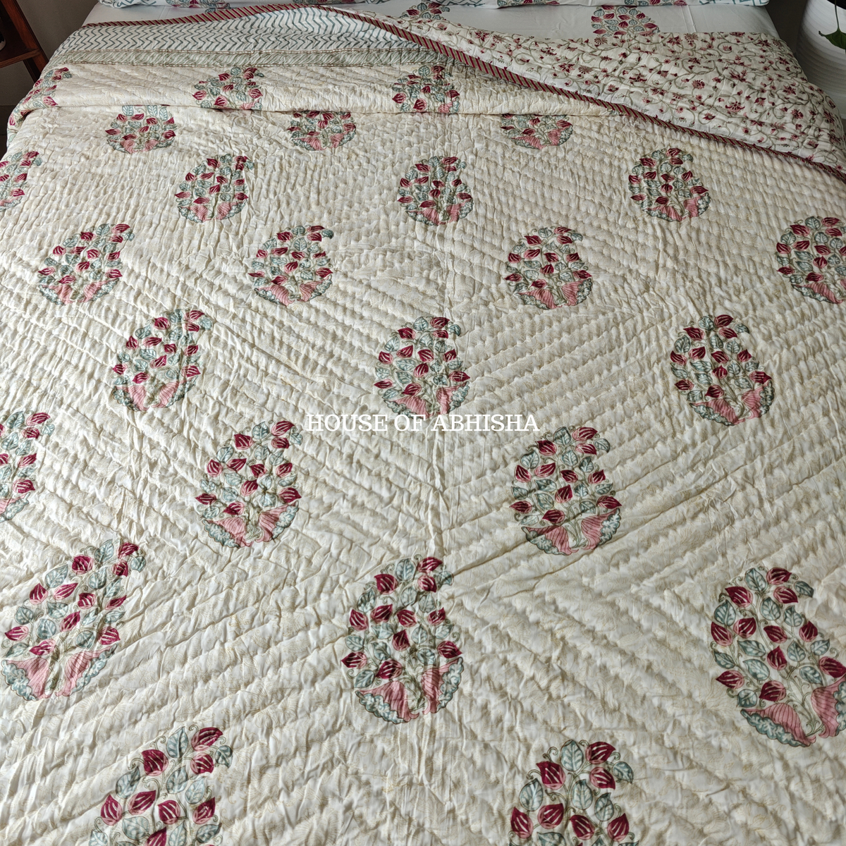 Madhuban Reversible Organic Mulmul Cotton Quilt