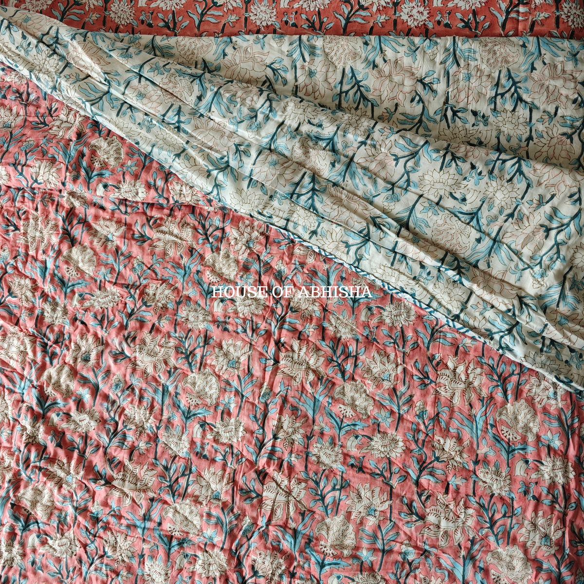 Rangrez Reversible Organic Mulmul Cotton Quilt