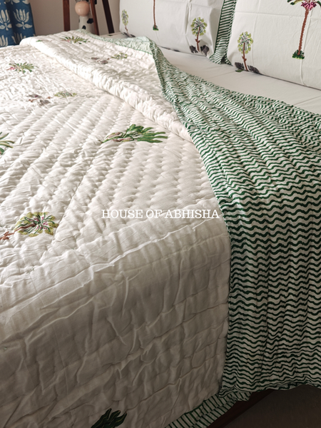 Vanika Reversible Organic Mulmul Cotton Quilt