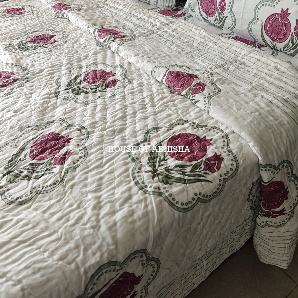 Gulshan Reversible Organic Mulmul Cotton Quilt