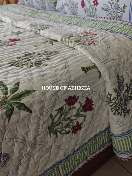 Island Beauty Reversible Organic Mulmul Cotton Quilt