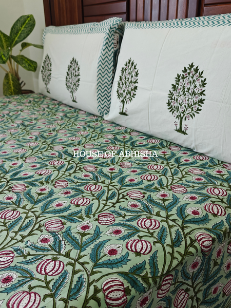 Anar Jaal Hand Block Premium Bedsheet Set