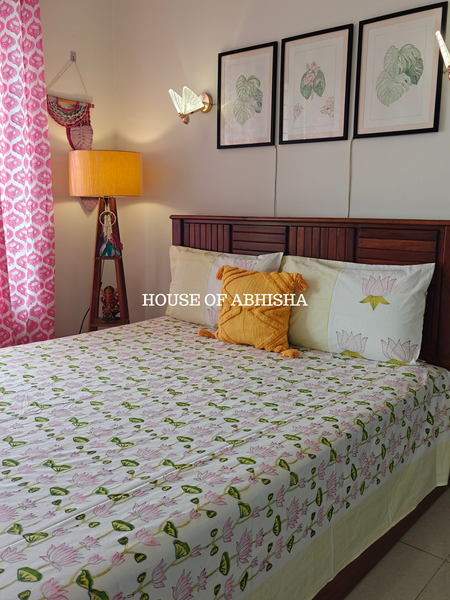 Kamal Kyari Hand Block Premium Bedsheet Set