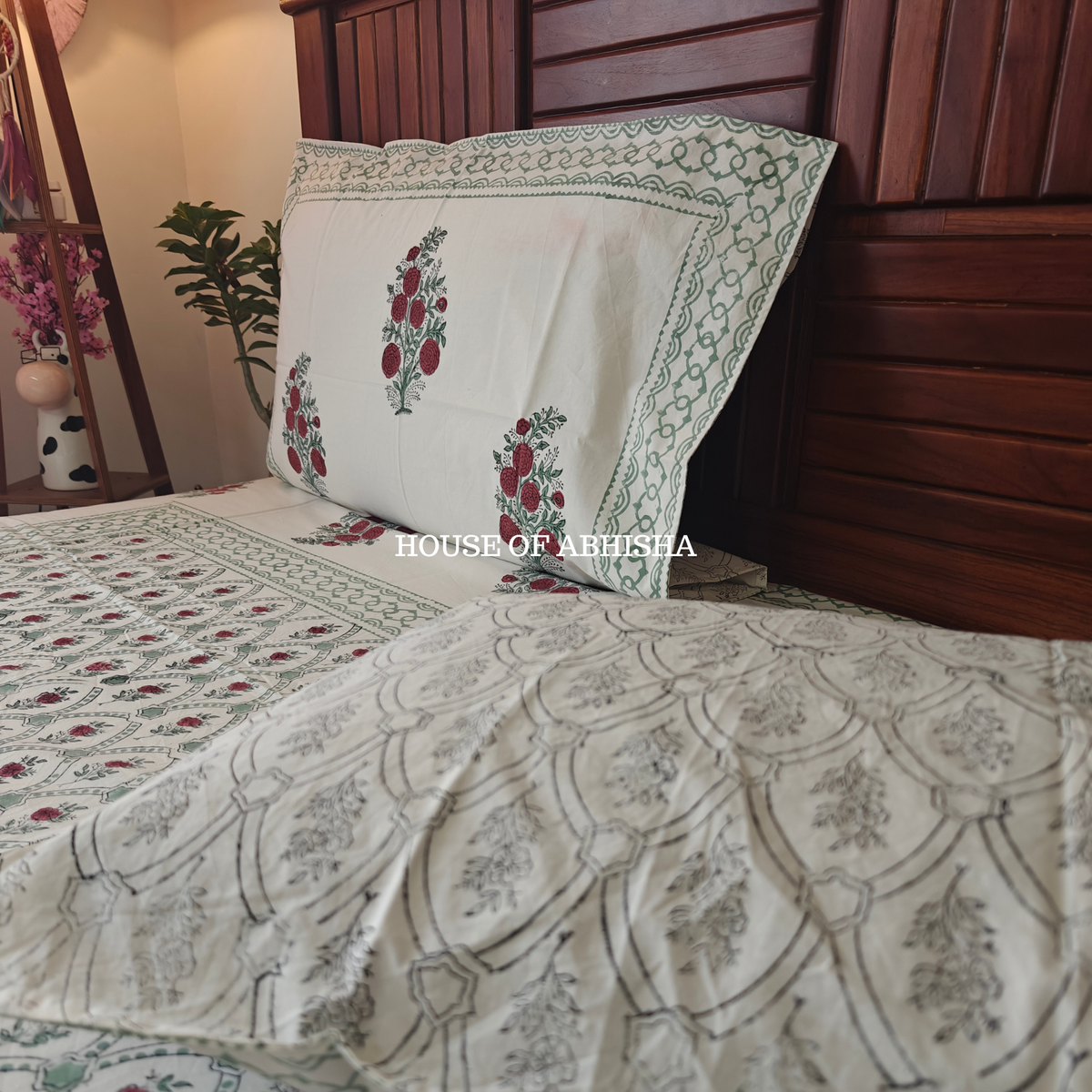 Gharana Hand Block Premium Bedsheet Set