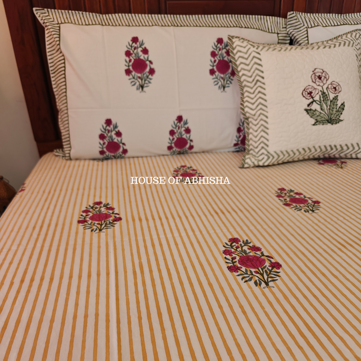 Sukoon Hand Block Premium Bedsheet Set