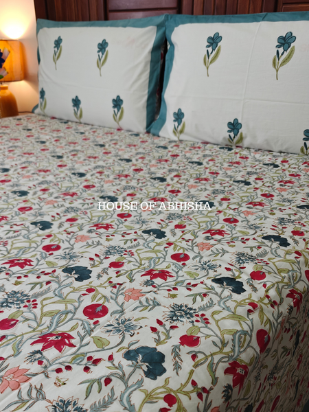 Mehfil Hand Block Premium Bedsheet Set