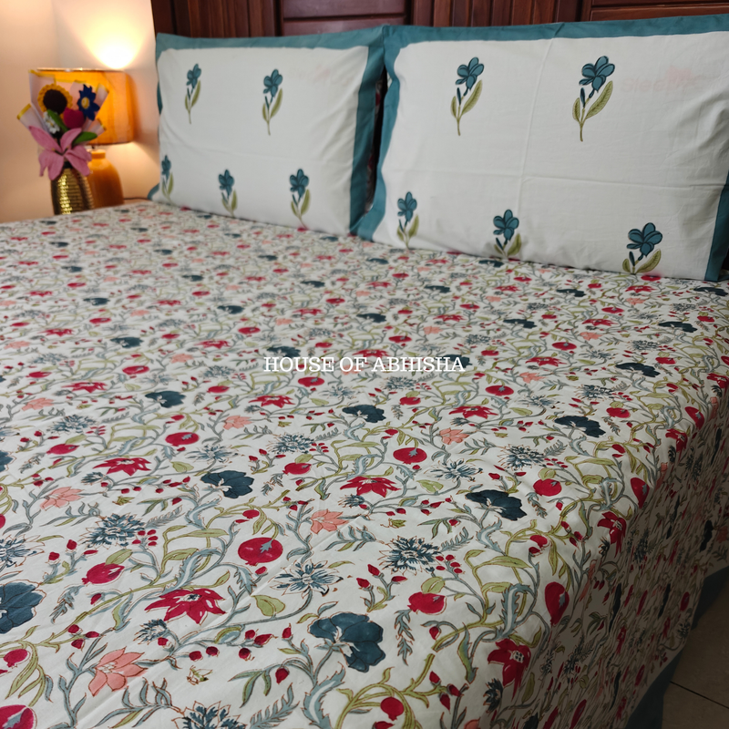 Mehfil Hand Block Premium Bedsheet Set