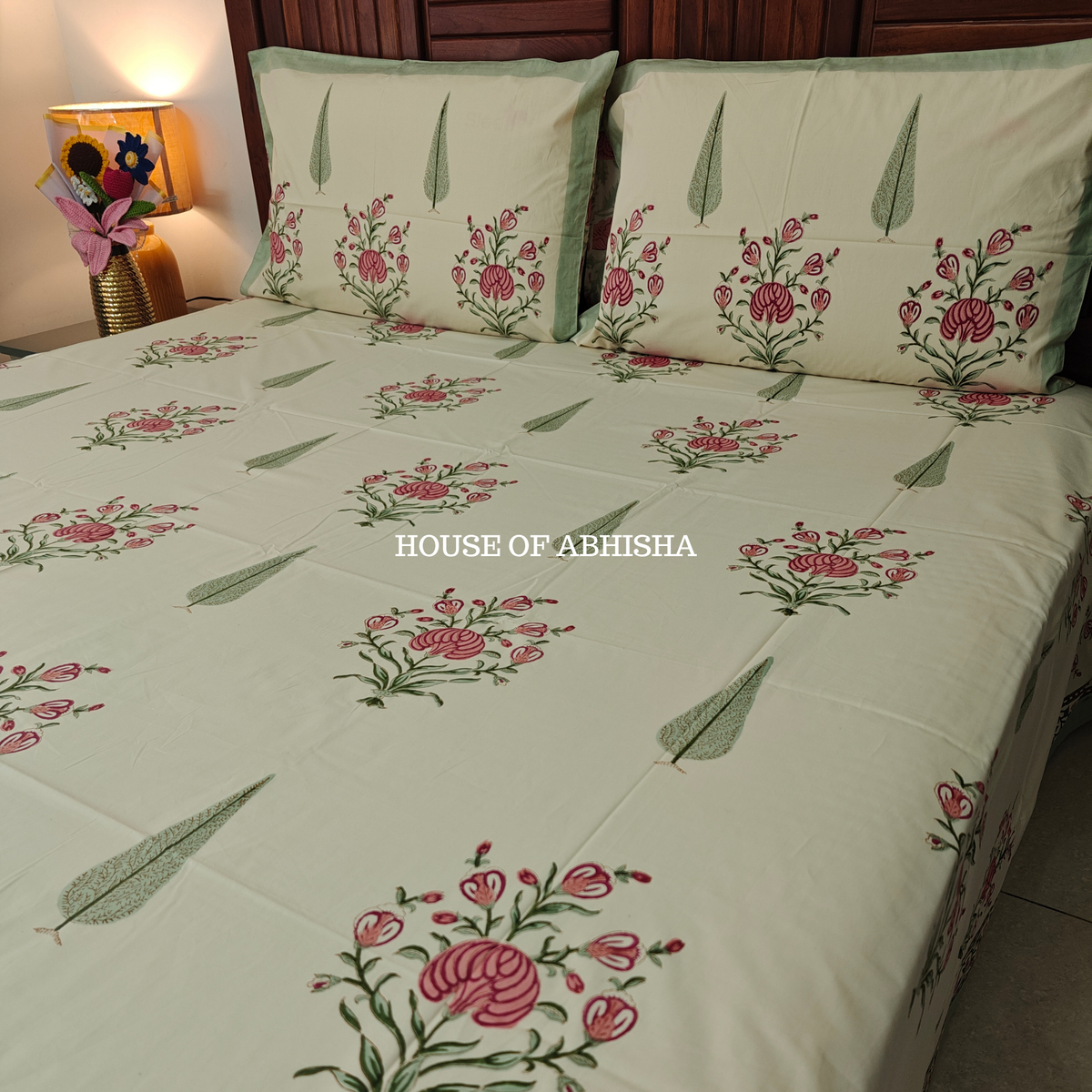 Dastoor Hand Block Premium Bedsheet Set (Beige Base)