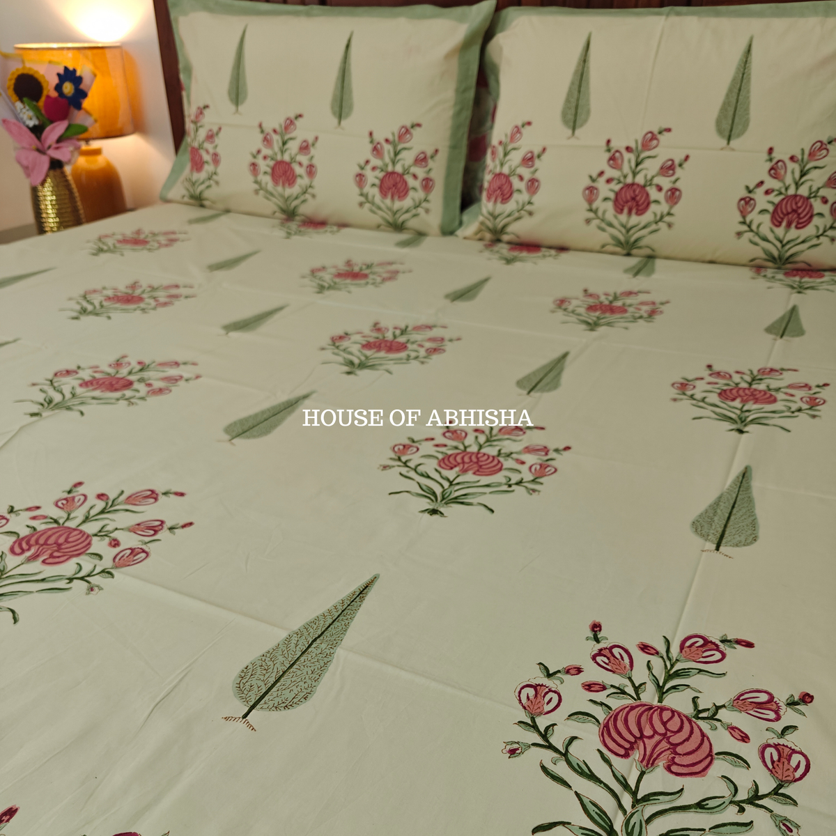 Dastoor Hand Block Premium Bedsheet Set (Beige Base)