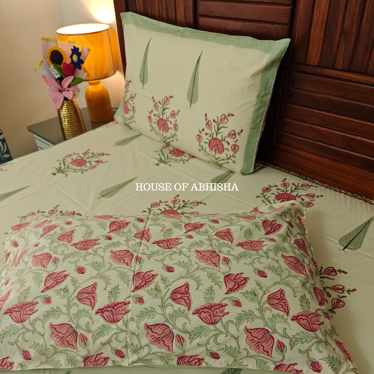Dastoor Hand Block Premium Bedsheet Set (Beige Base)