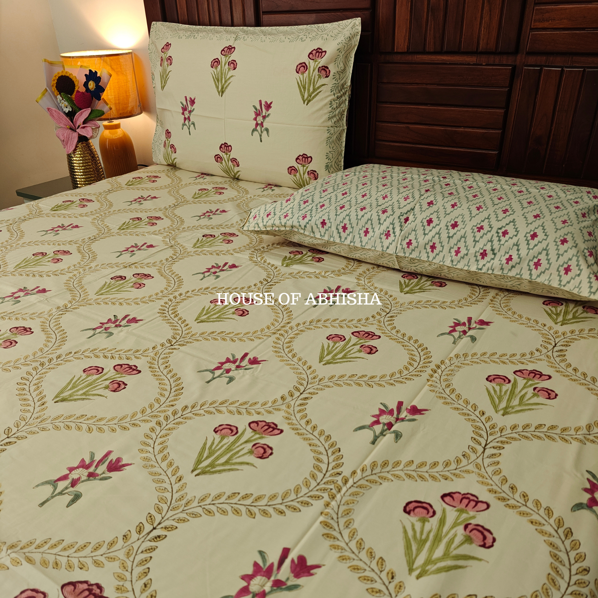 Bagh Buta Hand Block Premium Bedsheet Set (Beige Base)