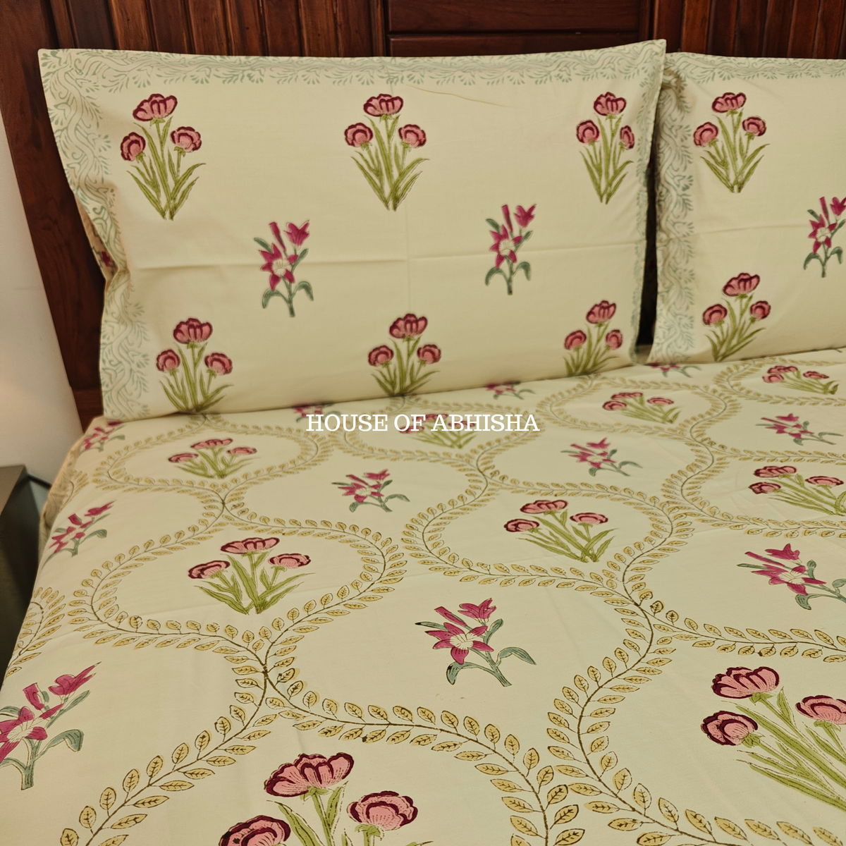 Bagh Buta Hand Block Premium Bedsheet Set (Beige Base)