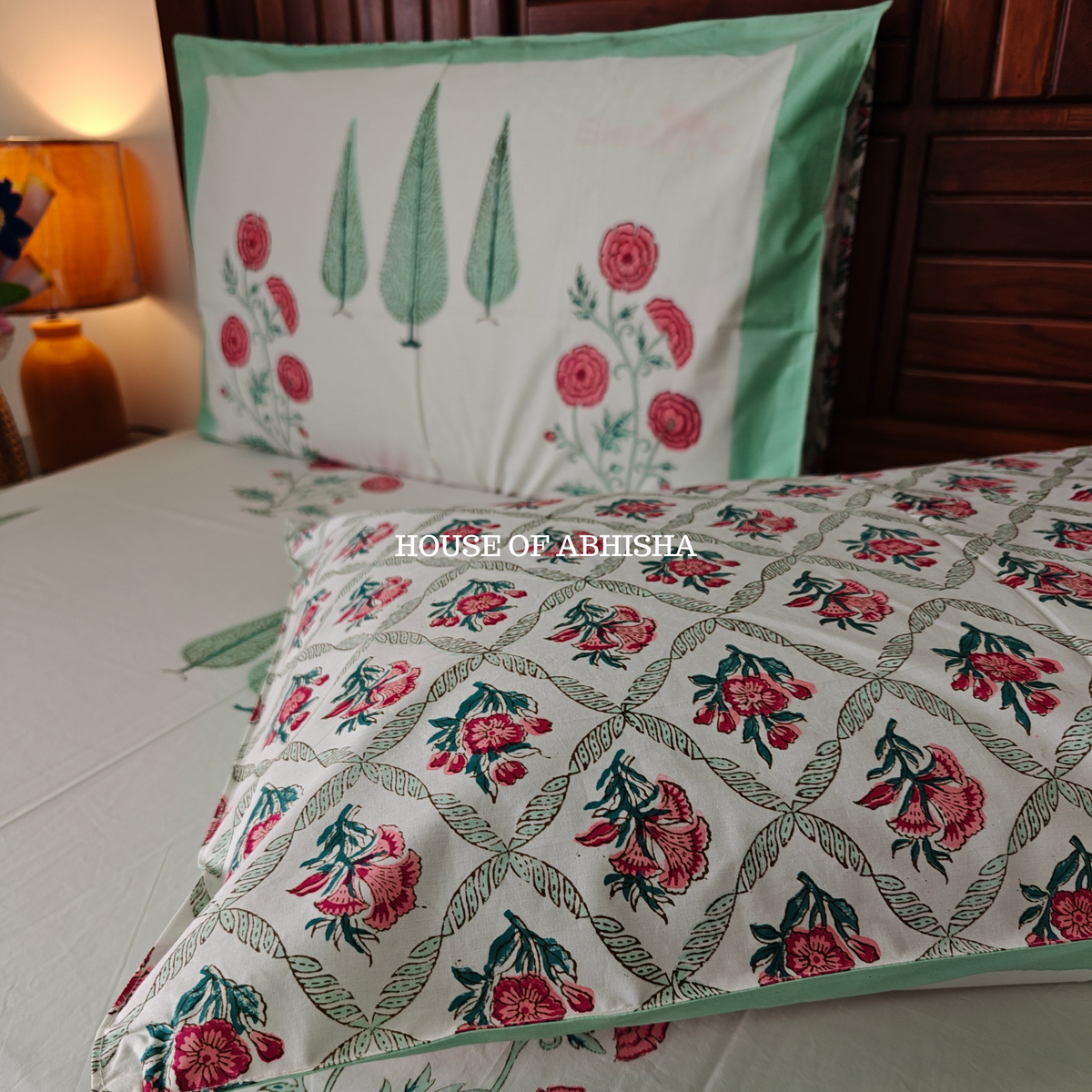 Saanjh Hand Block Premium Bedsheet Set