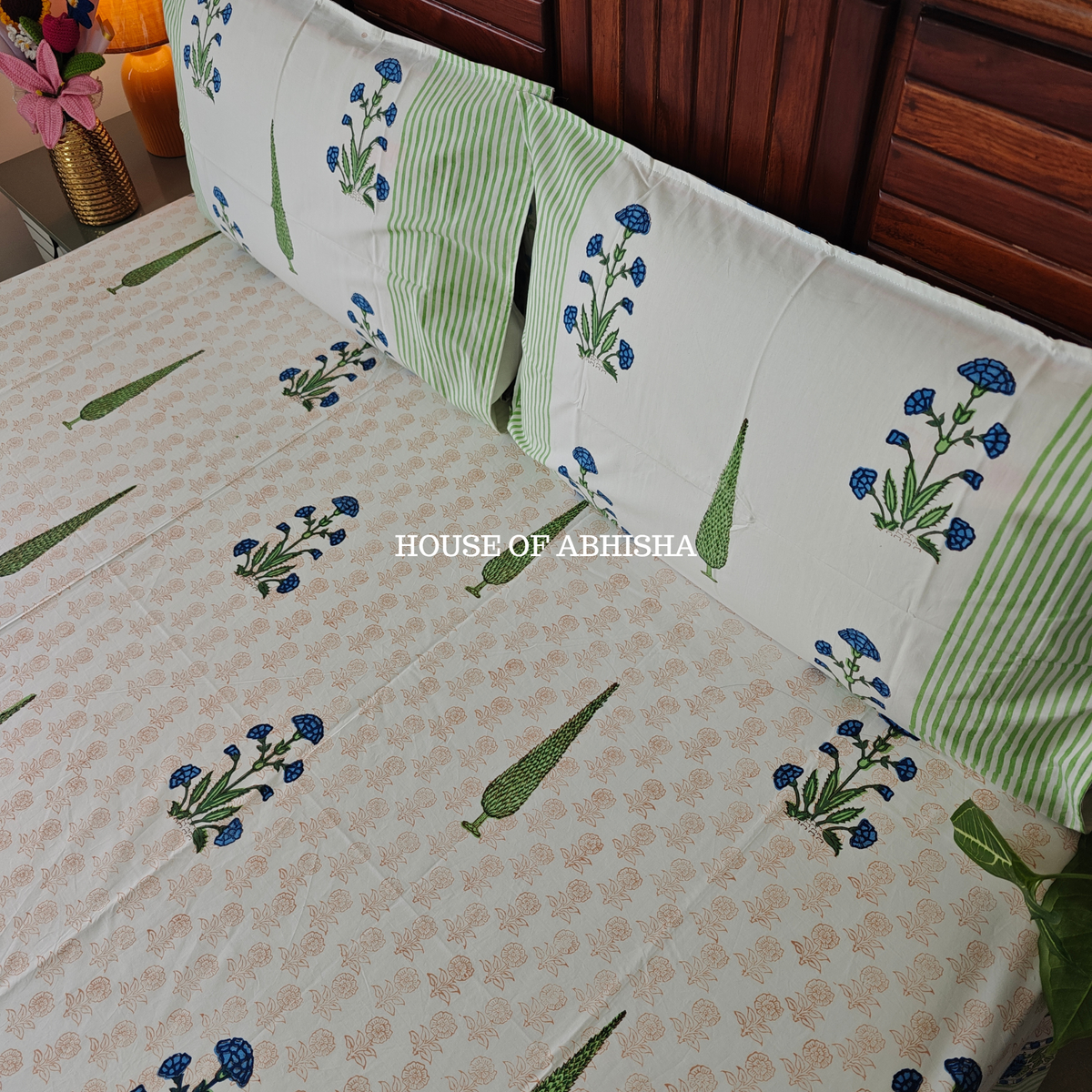 Phoolwari Hand Block Premium Bedsheet Set