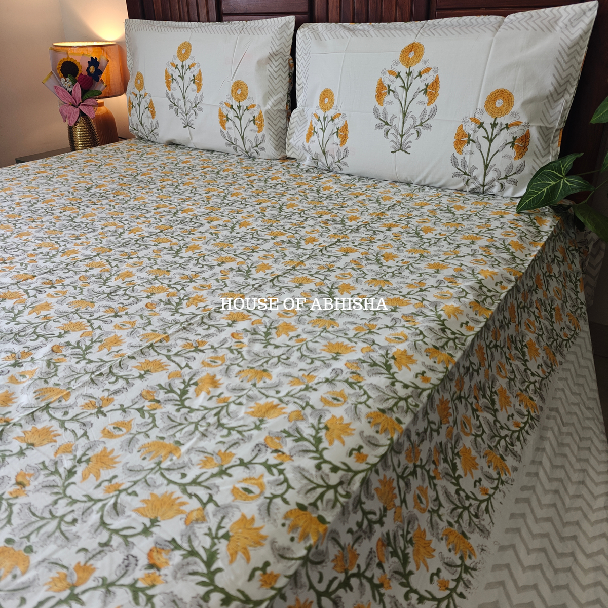 Guldasta Hand Block Premium Bedsheet Set