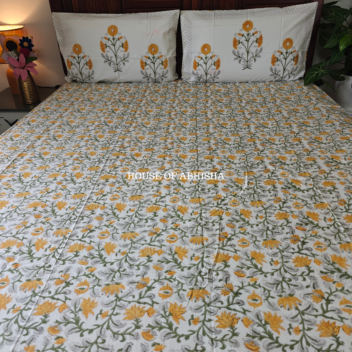 Guldasta Hand Block Premium Bedsheet Set