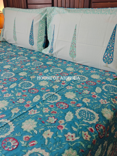 Mehfil Hand Block Premium Bedsheet Set