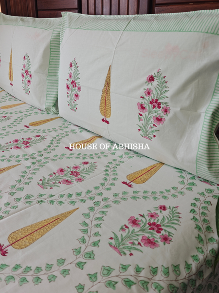 Rangbahar Hand Block Premium Bedsheet Set