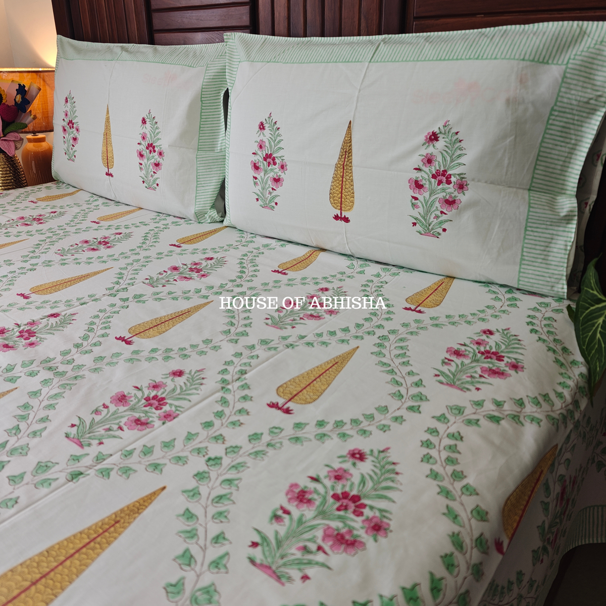 Rangbahar Hand Block Premium Bedsheet Set
