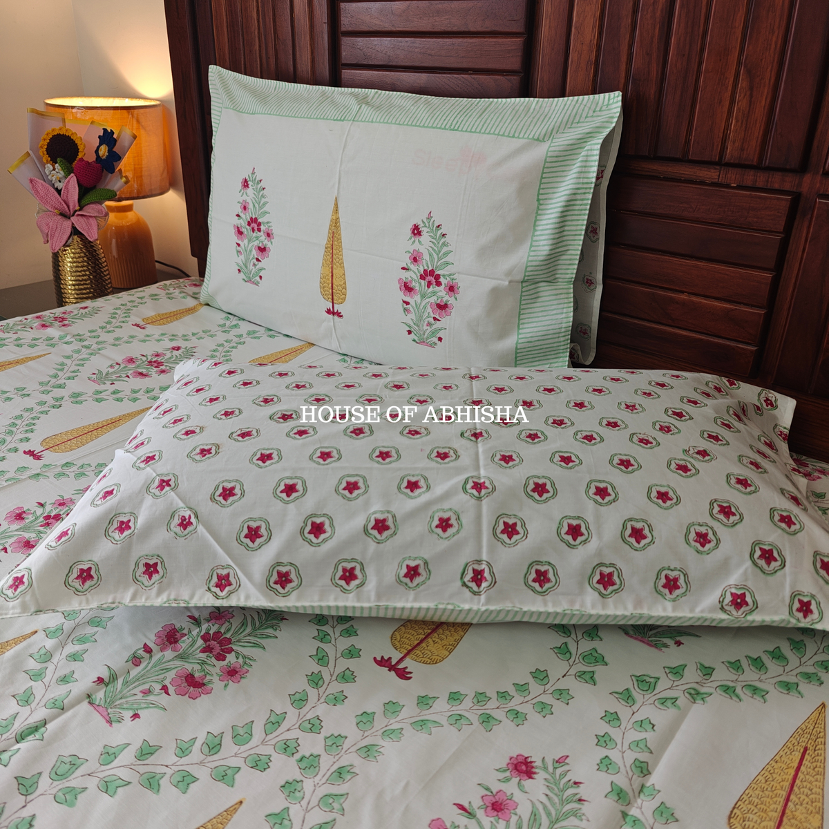 Rangbahar Hand Block Premium Bedsheet Set