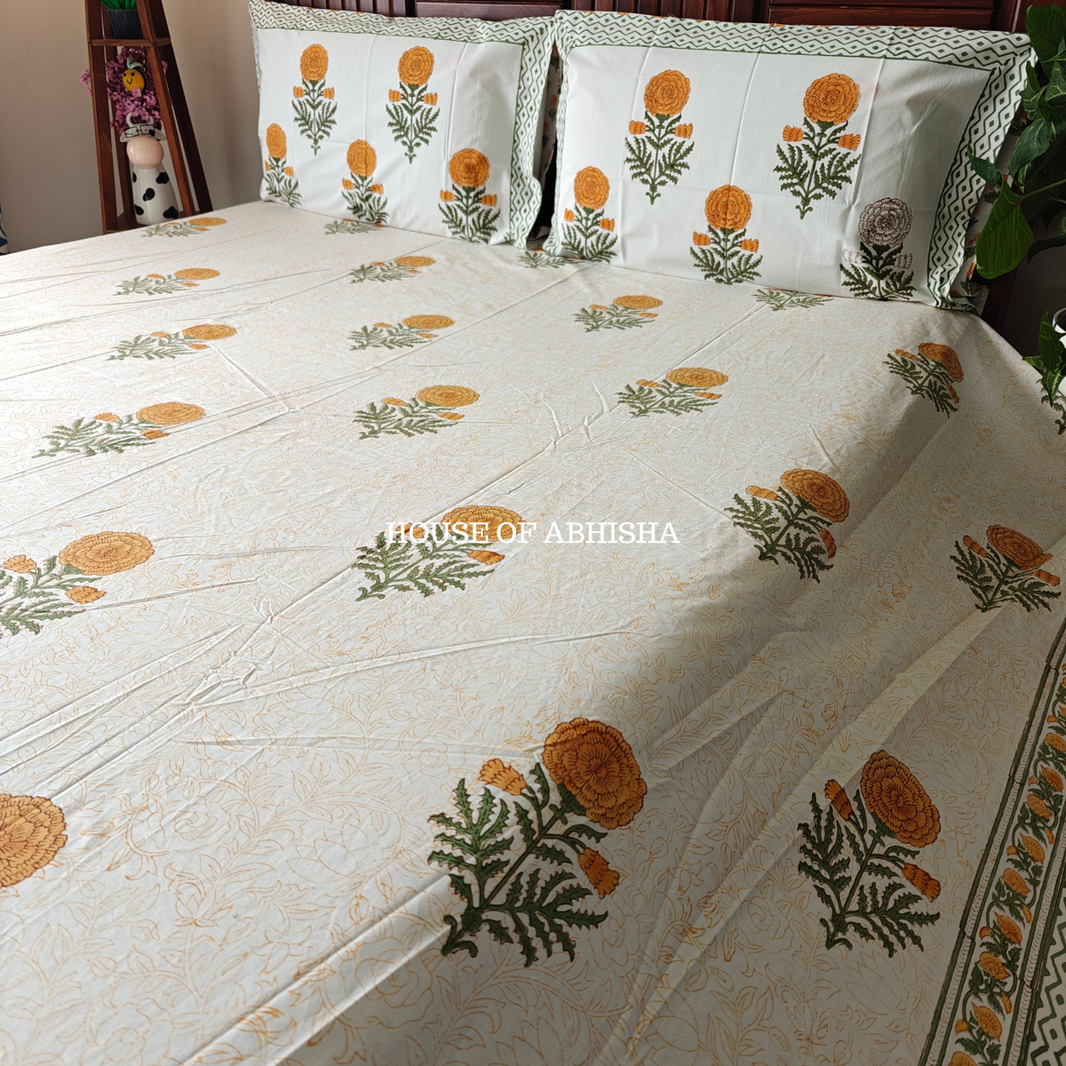 Genda Phool Hand Block Premium Bedsheet Set
