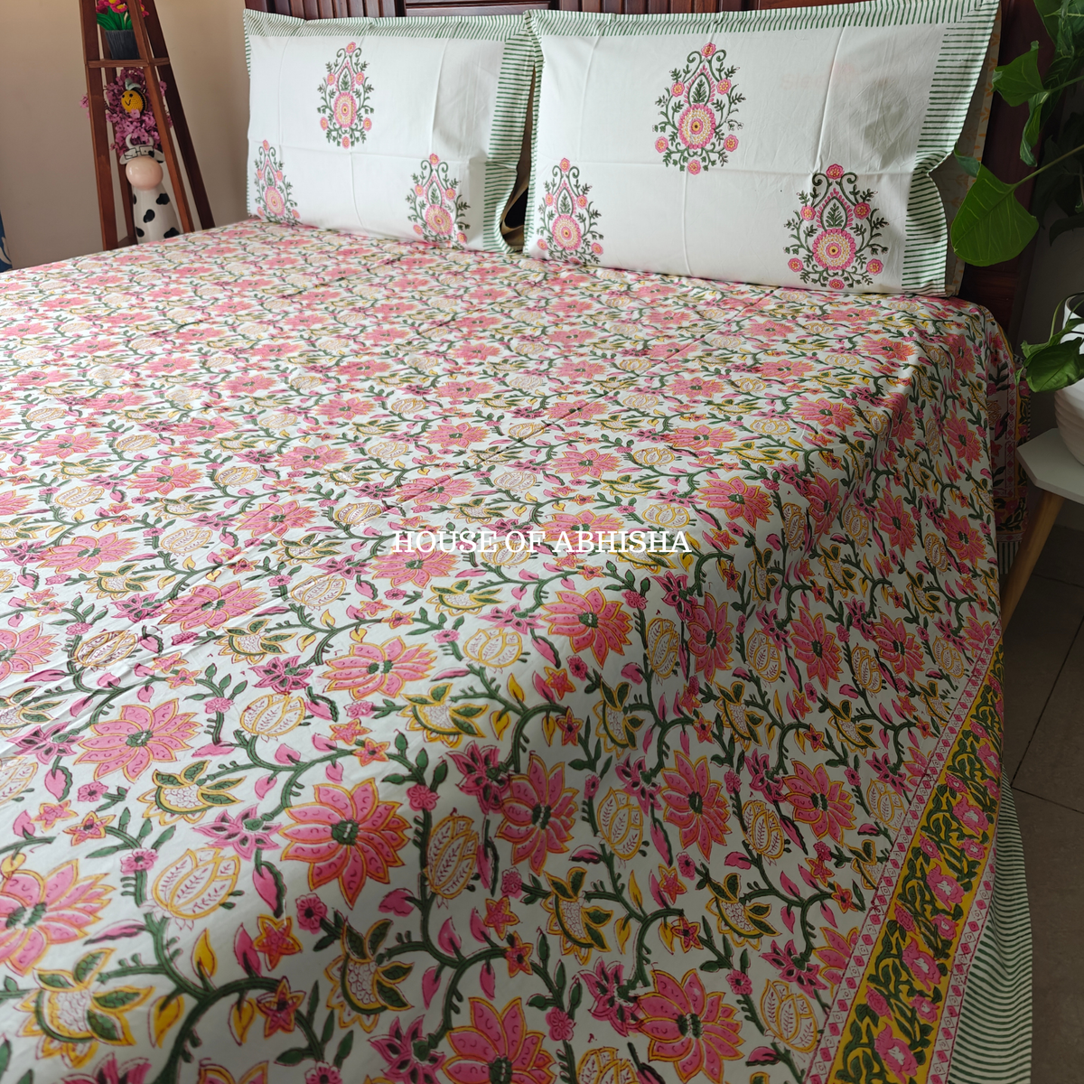 Bahar Hand Block Premium Bedsheet Set