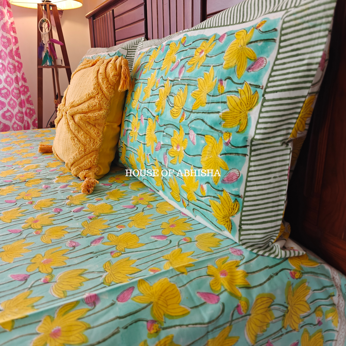 Flora Hand Block Premium Bedsheet Set