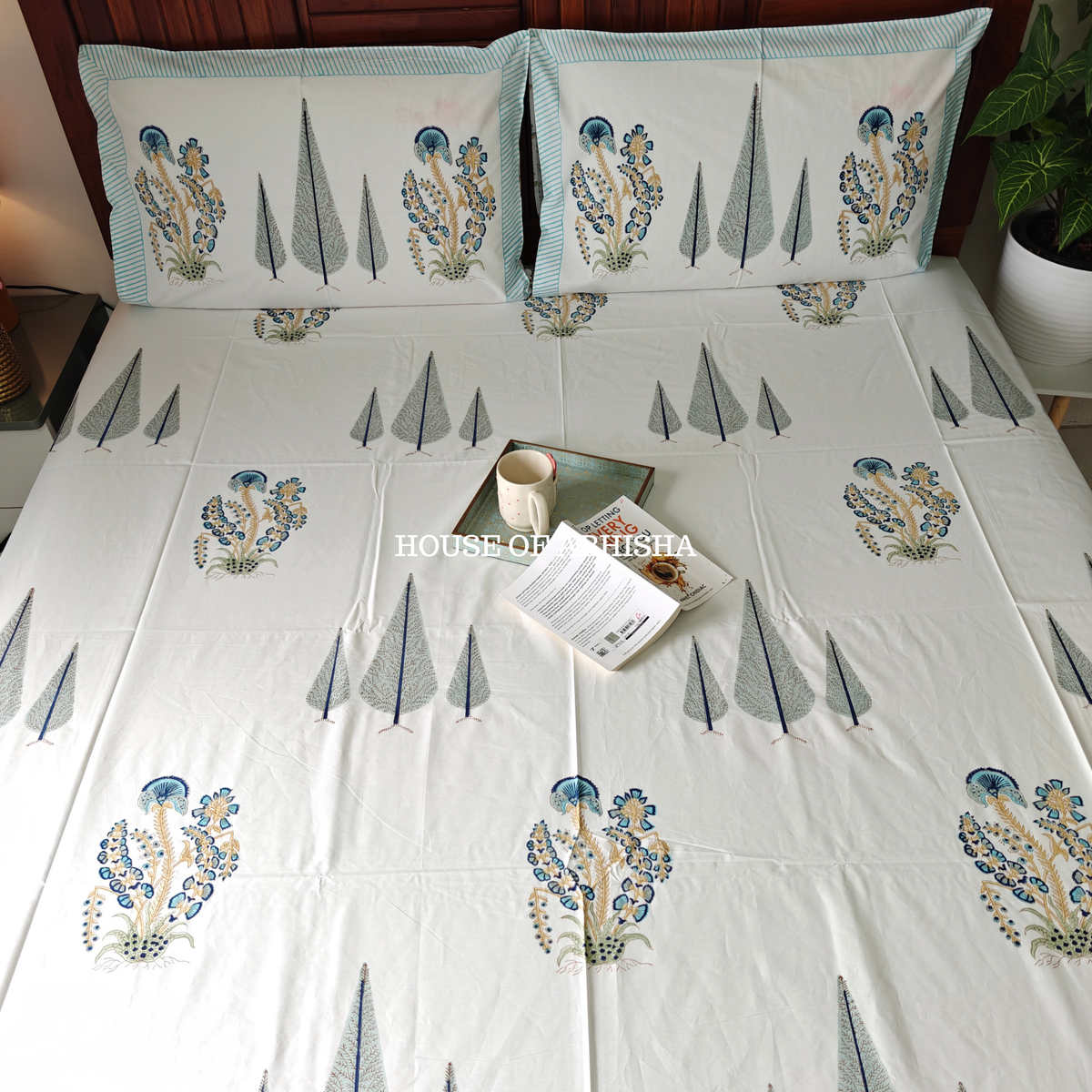 Madhumalti Hand Block Premium Bedsheet Set