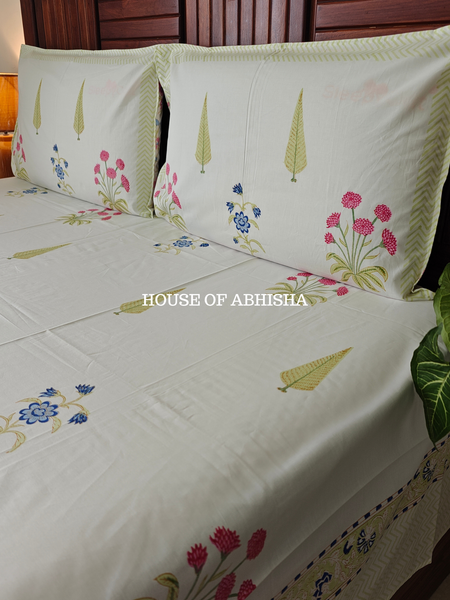 Gulzar Hand Block Premium Bedsheet Set