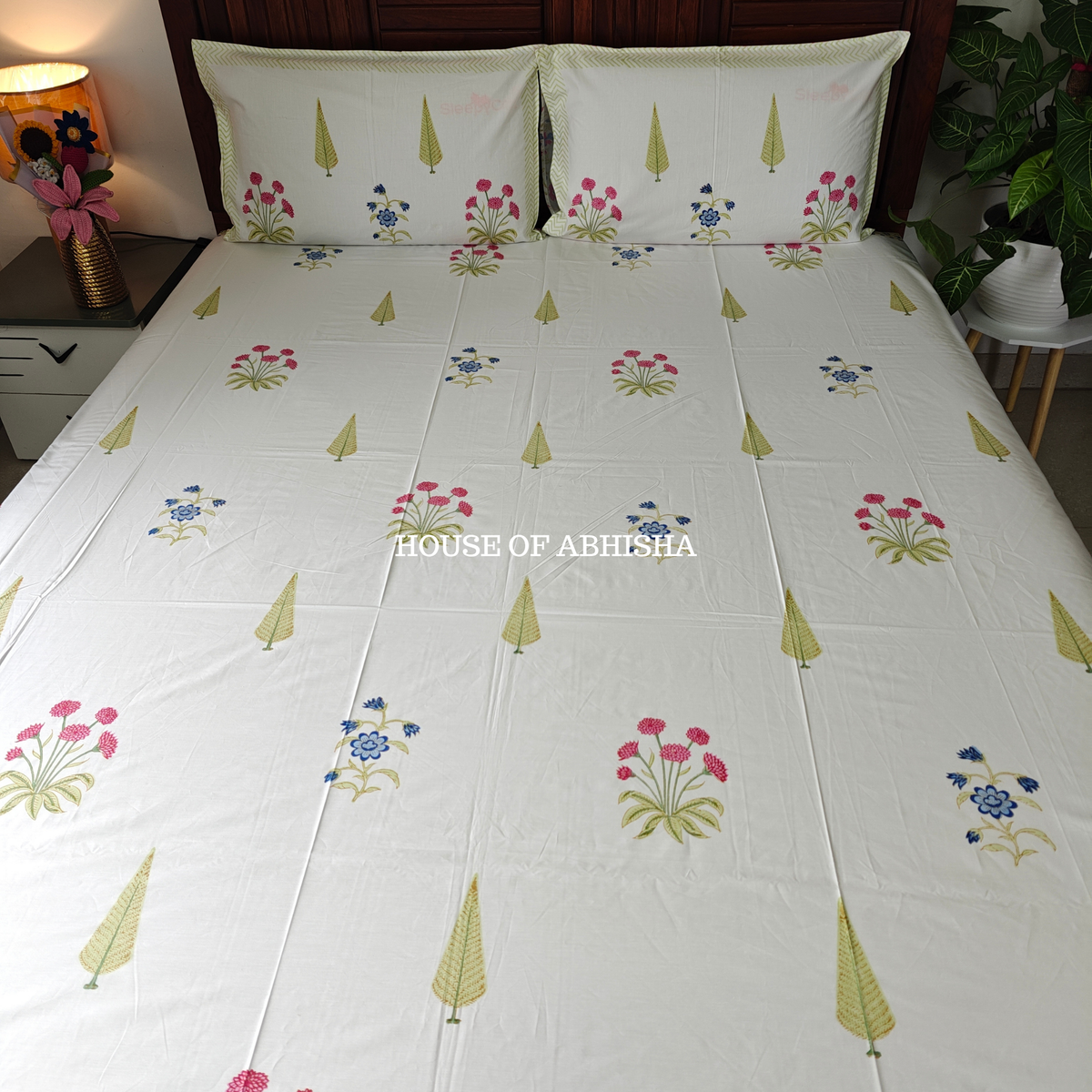 Gulzar Hand Block Premium Bedsheet Set