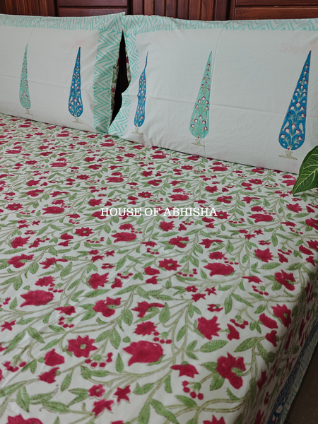 Bageecha Hand Block Premium Bedsheet Set