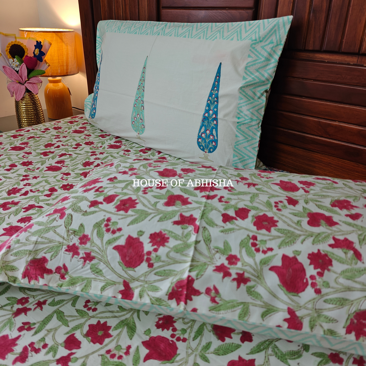 Bageecha Hand Block Premium Bedsheet Set