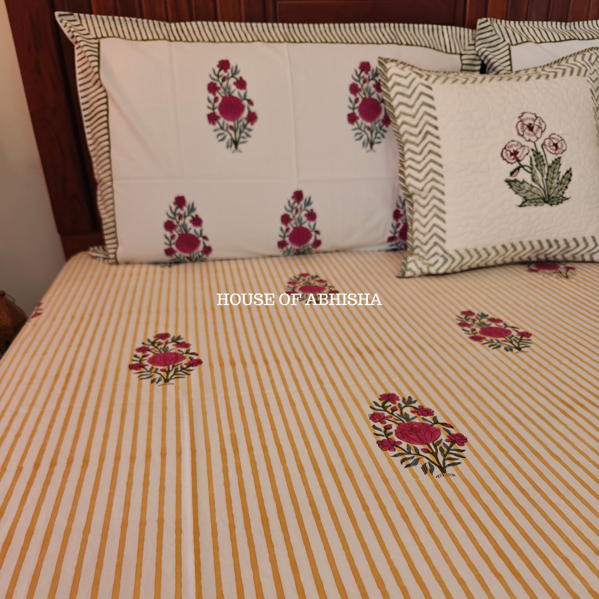 Sukoon Hand Block Premium Bedsheet Set