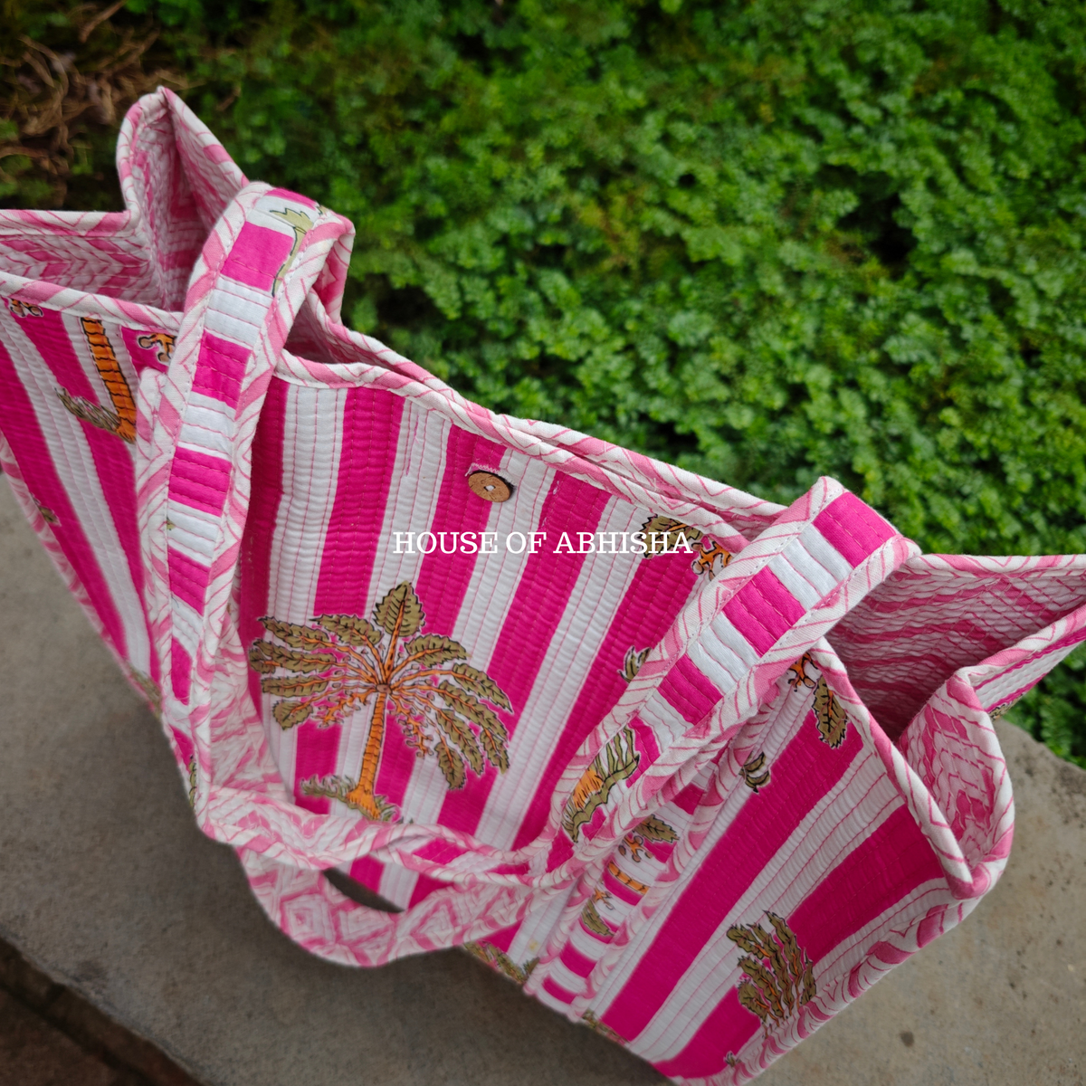 Palm Grove Quilted Cotton Tote Bag + Pouch (Set of 3) Combo